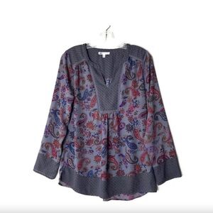 DR2 Split Neck Top in Paisley - L